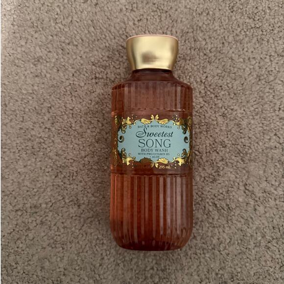 New Bath & Body Works Sweetest Song Collection - Picture 2 of 7